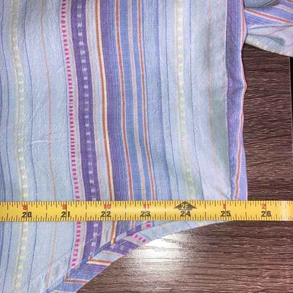 Bundle of 2 Indie Style Solet Multi Color Button Down Large Shirts - Picture 13 of 15